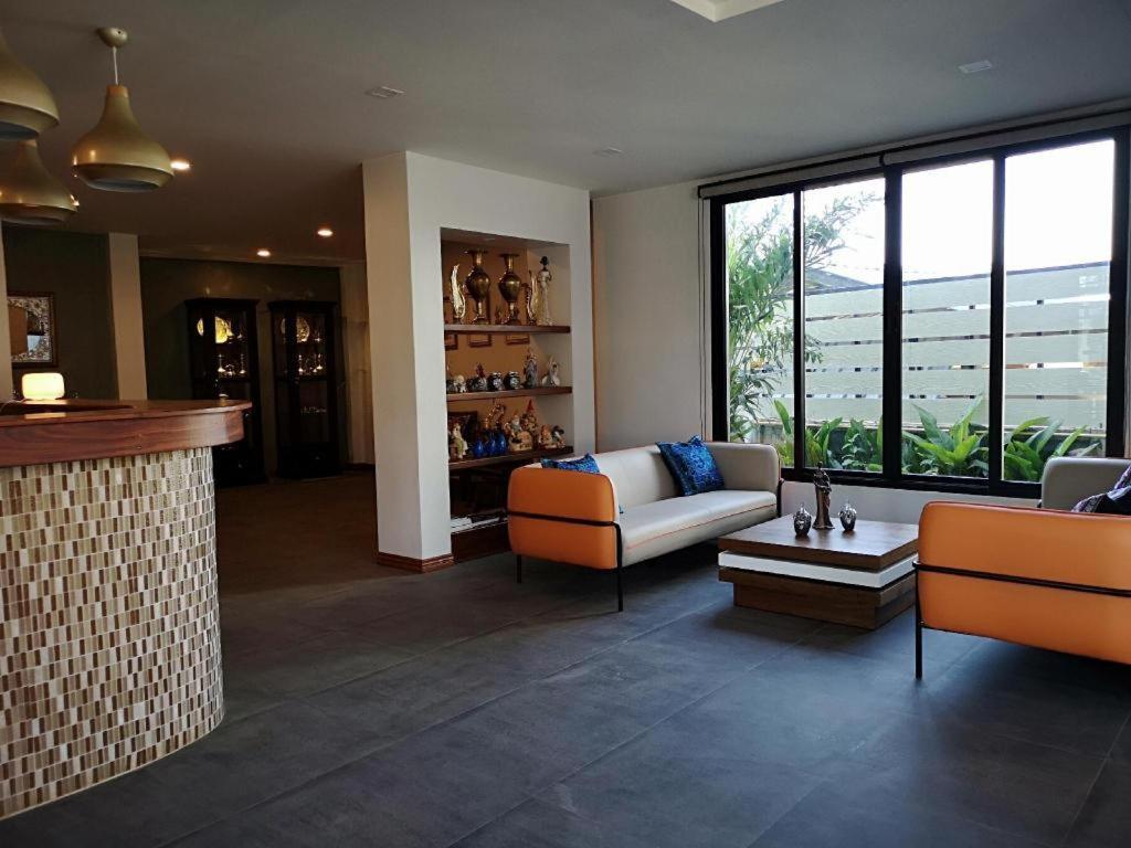 Baan Nan B&B Hotel Bagian luar foto