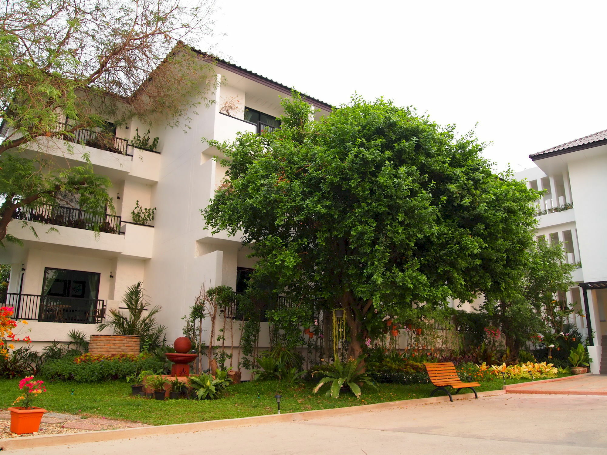 Baan Nan B&B Hotel Bagian luar foto